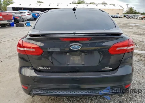 2016 Ford Focus Se z USA, uszkodzony, nr VIN 1FADP3F26GL336516